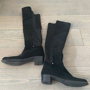 Valdini knee high black boots suede